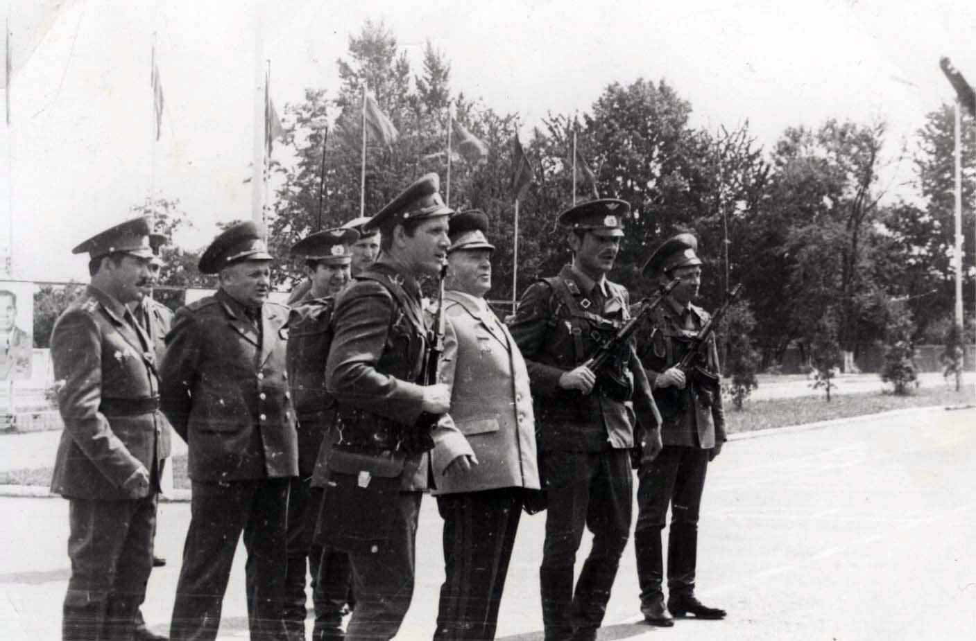Генерал армии Лелюшенко Д.Д. в 39 одшбр